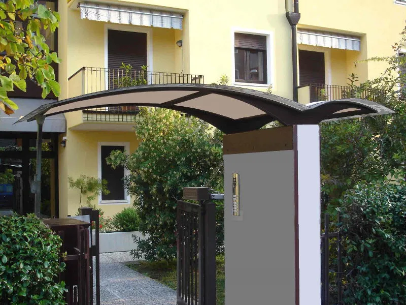 Tettoia per ingresso cancelletto pedonale
