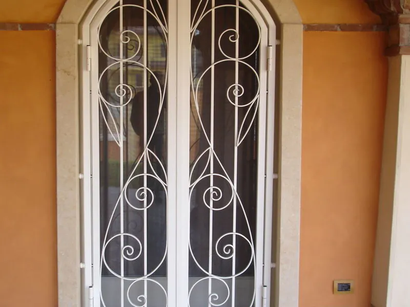 Inferriata ad arco